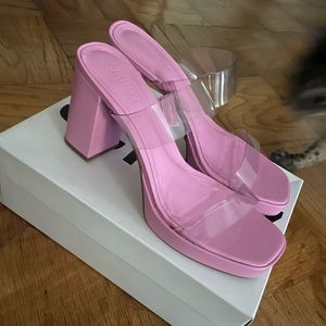 Brand new Schutz platform sandals/9.5